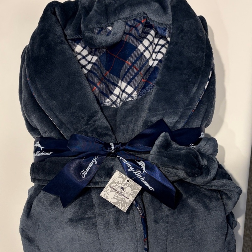 Tommy Bahama Navy/Charcoal Plush Robe